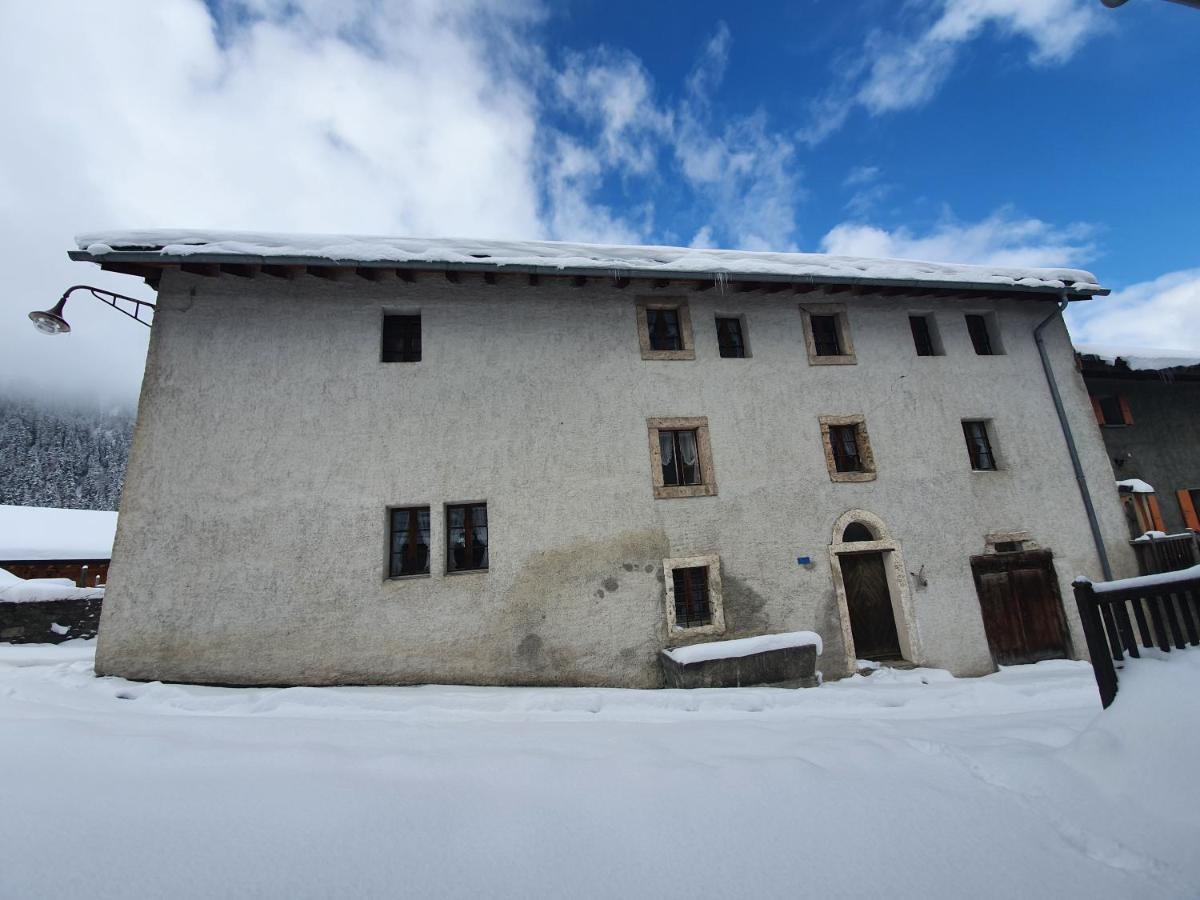 Apartament Bourg-Saint-Pierre : Le Cachet D'Antan Zewnętrze zdjęcie